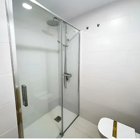 With Private Terrace, Kingsize Bed, Highspeed-wifi & Ac Málaga